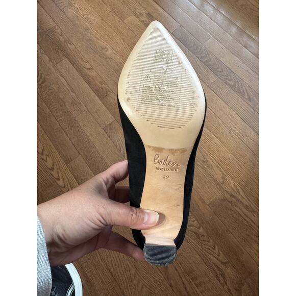 Boden Roseberry Heeled Bootie Black Suede V Opening Step In Women's Size US 11 - Picture 7 of 9